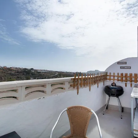 Monica B Агуимес