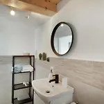 Monica B Apartment *